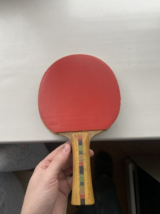 Продам ракетку в гарному стані