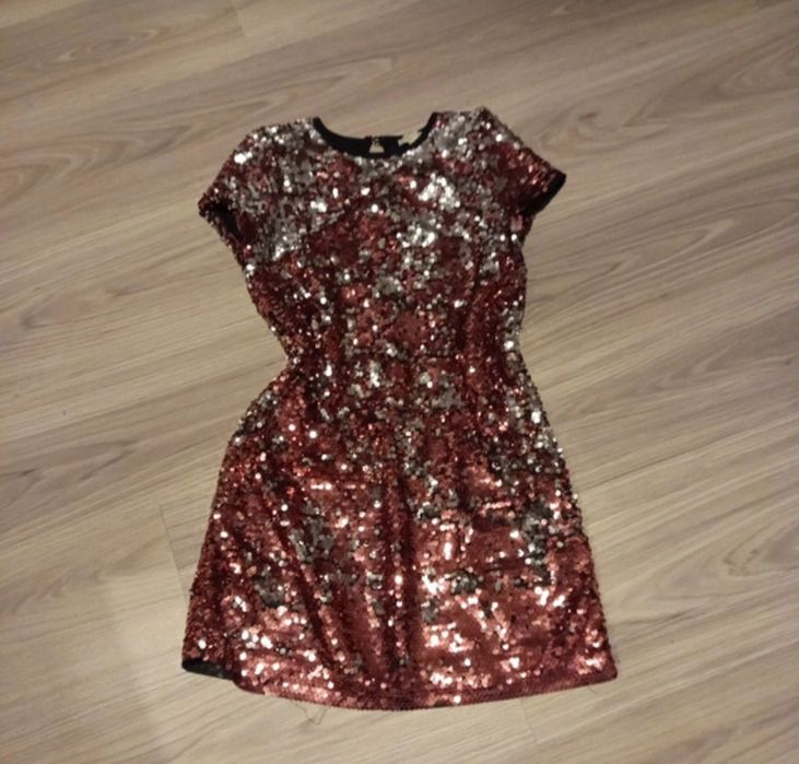 Sukienka cekiny dzieci rozmiar 146