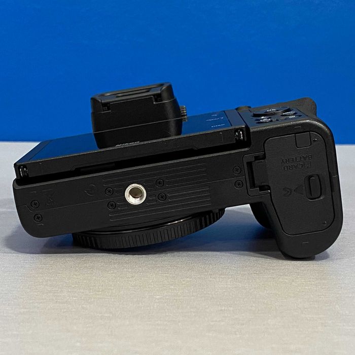Nikon Z50 (Corpo) - 20.9MP - 3 ANOS DE GARANTIA
