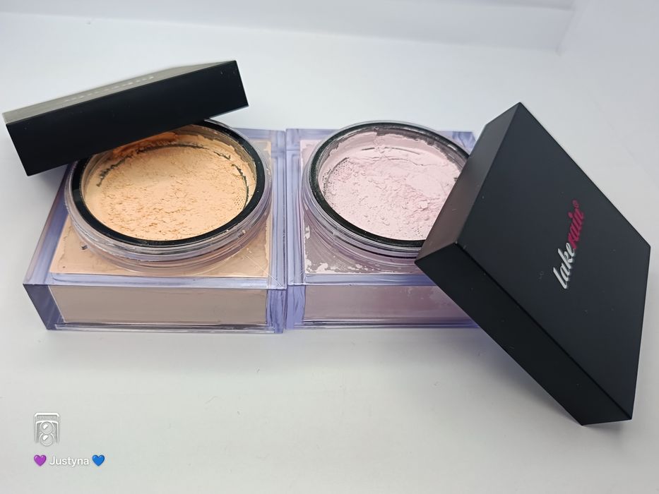 Nowy puder do twarzy - jak Huda