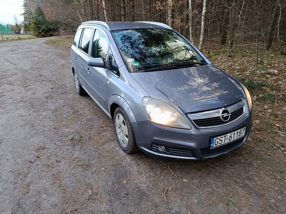 Opel Zafira B 1,9 CDTi 150 KM, 7 os.