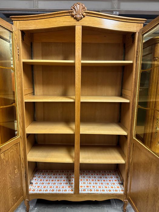 Witryna drewniana Ludwik biblioteka dębowa gablota drewniana