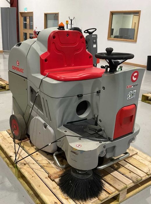 Zamiatarka Comac CS700B rok 2021