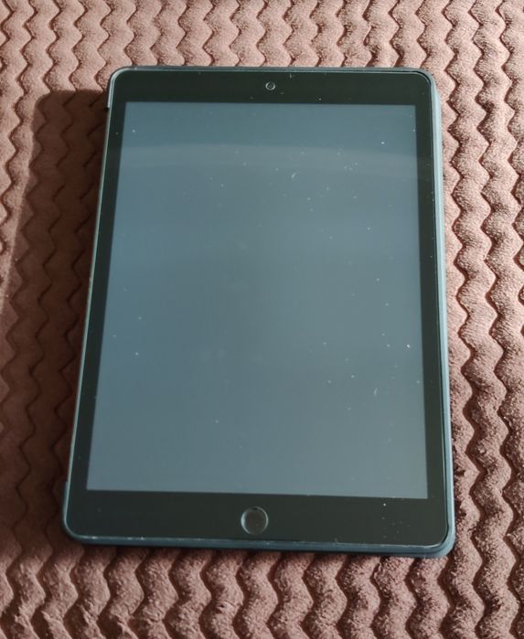 Ipad 8 128Gb Wi-Fi + LTE