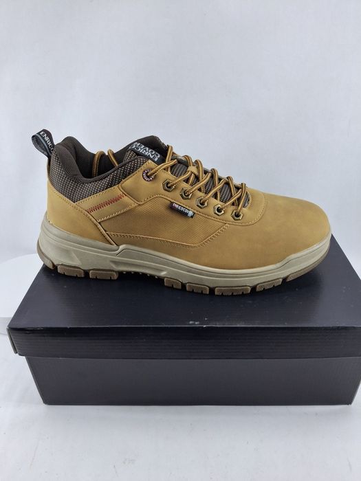 Sapatos homem tamanho 42,43 e 44