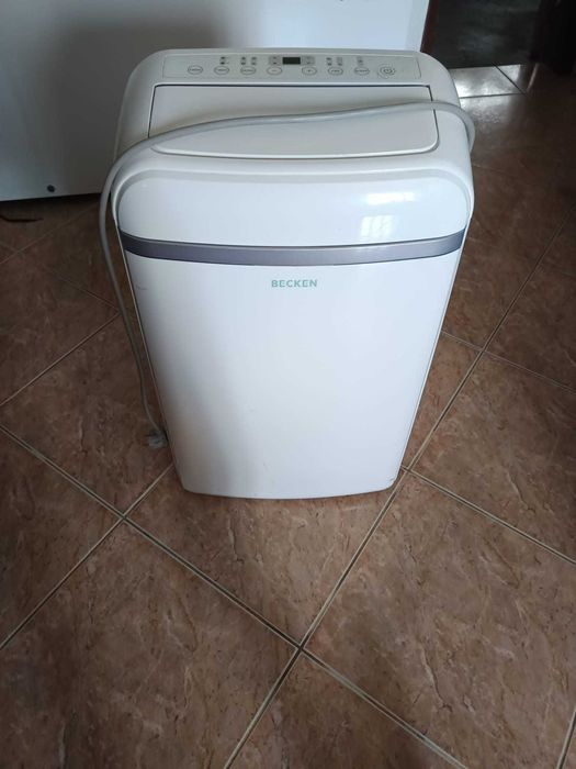 Ar Condicionado Portátil BECKEN BAC4255