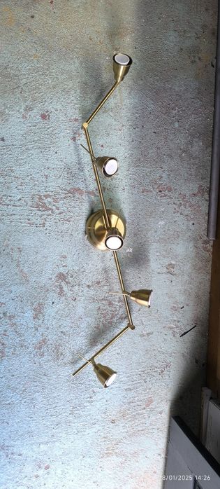 Candeeiro de tecto para quarto ou escritório dourado