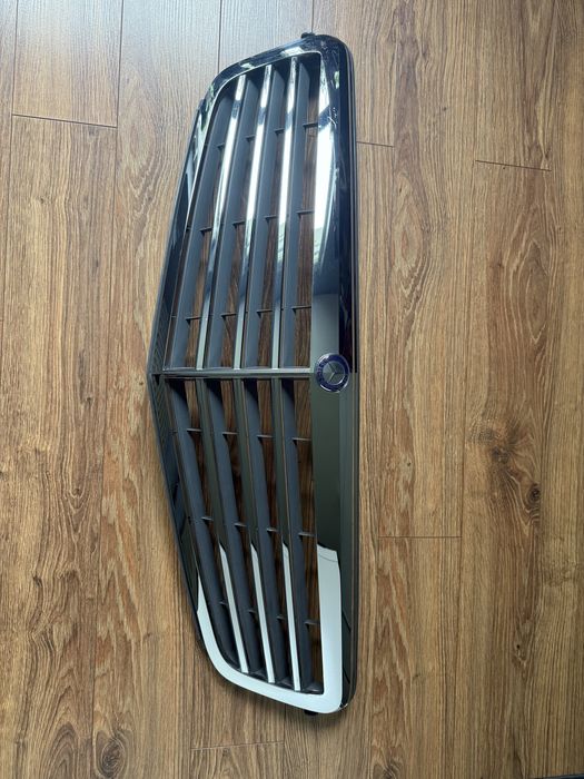 Mercedes w204 grill gril atrapa przednia oryginal