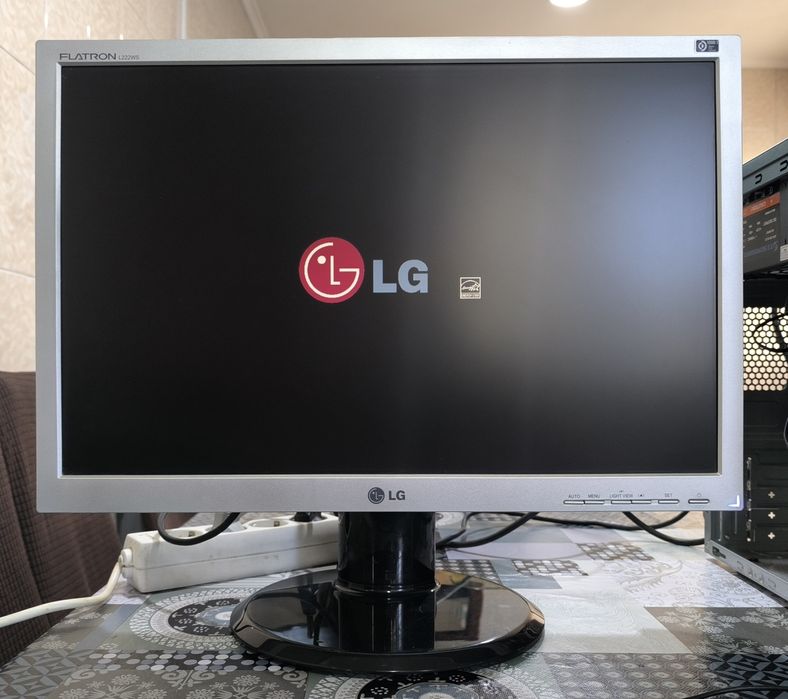 Monitor LG de 22 Polegadas