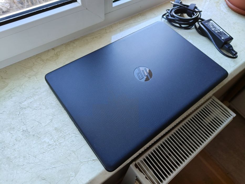 HP 17-ak017no AMD E2-9000E 2,0GHz 4Gb 120GB SSD Radeon R2 НОВА АКБ