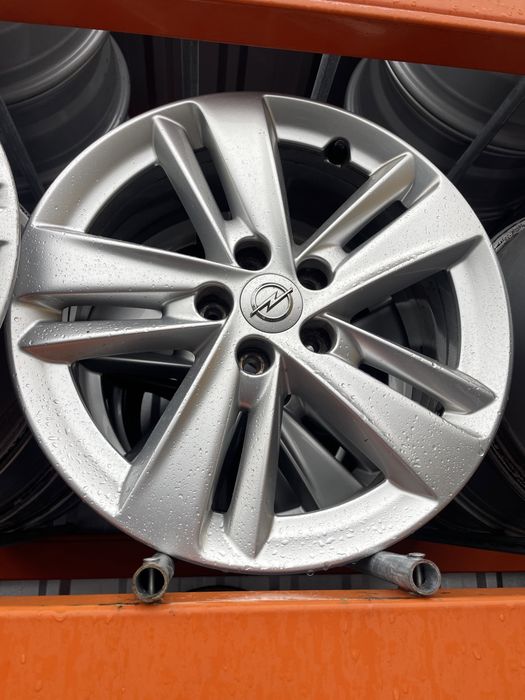 Opel Grandland 17 cali, 5x108 super stan!