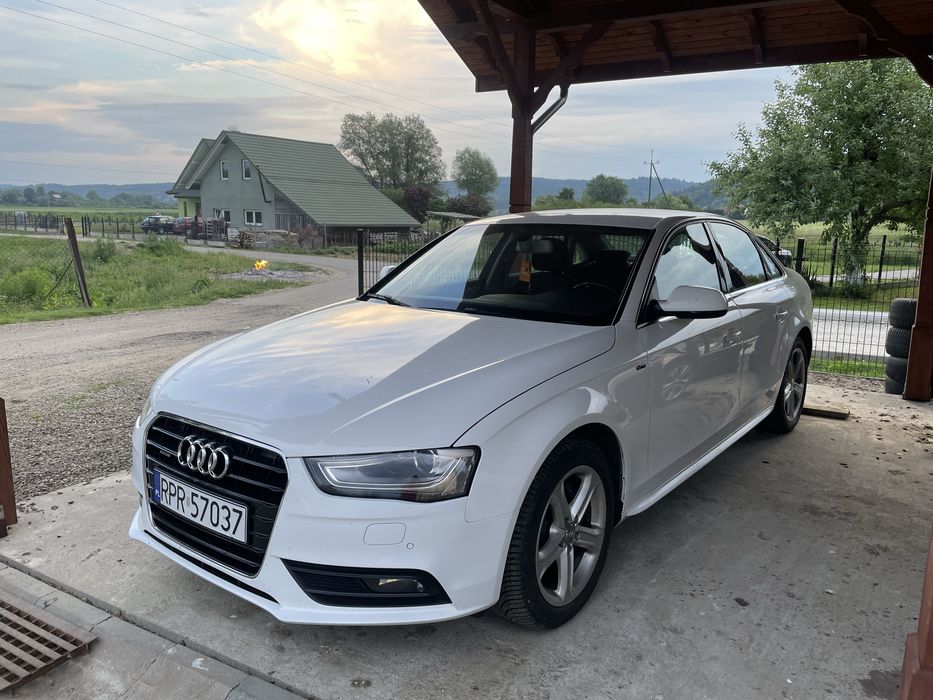 Audi a4 b8 quattro sedan