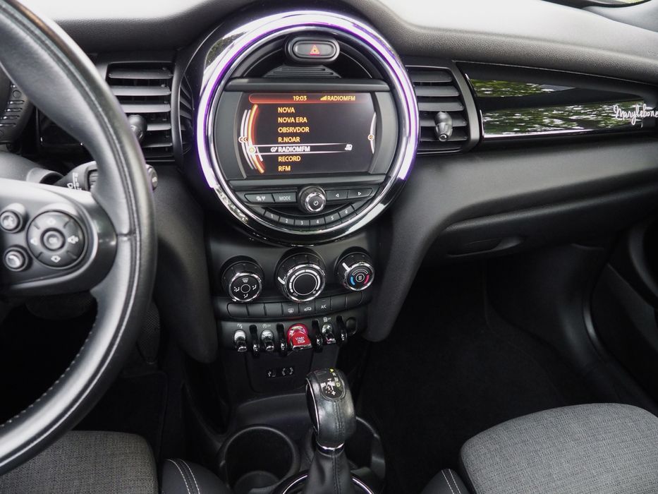 Mini 1.2 gasolina, caixa automática, full extras,Teto panorâmico, GPS (edição especial Marylebone)
