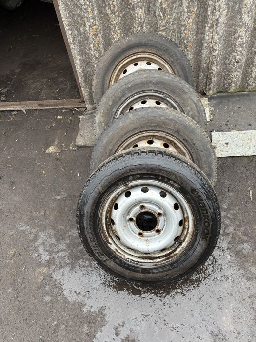 Резина з дисками 205/70/R15 нива шевроле