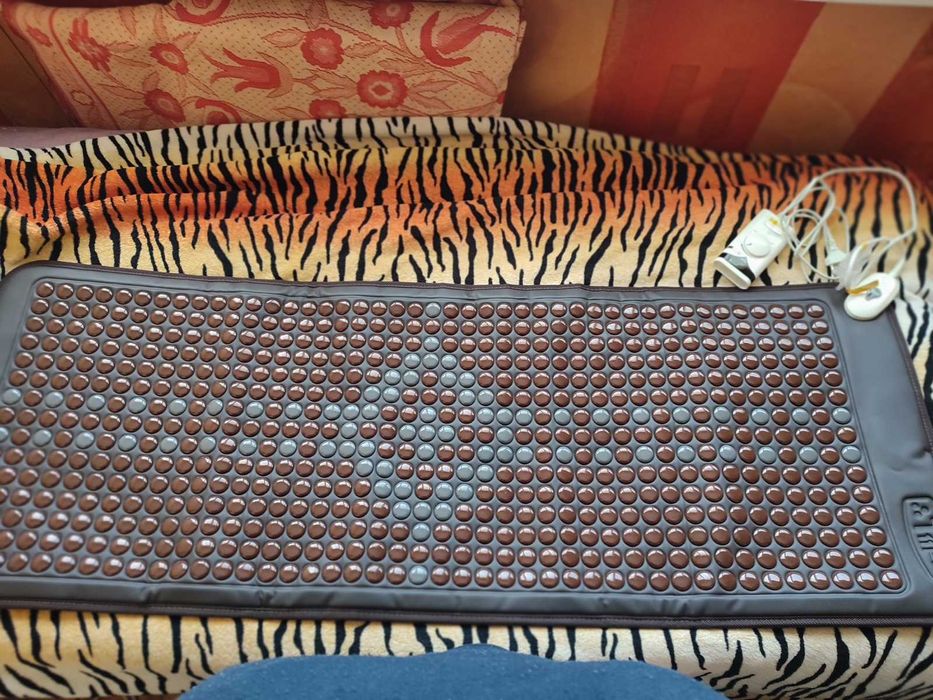 Турманиевый тепловой ковер (массажер) Nuga Best T11P новый