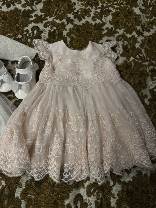 Святкова сукня на 9-12 м Next