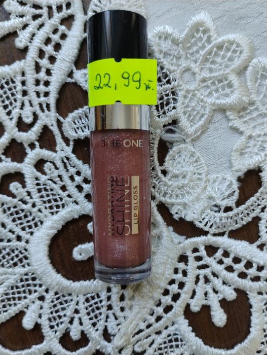 Błyszczyk do ust z Oriflame