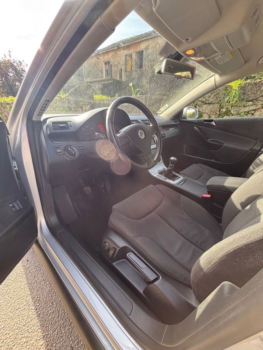 WV Passat B6 2.0 tdi 140cv - Apenas 115 000km