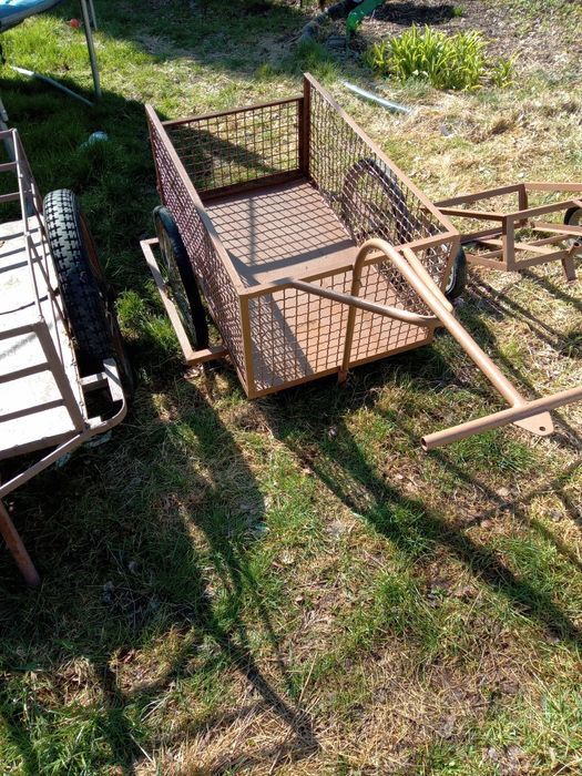 Wózek ogrodowy do ogrodu na liście