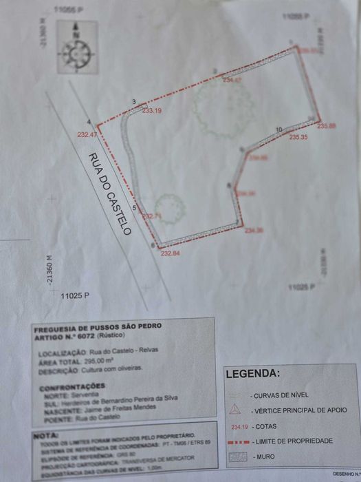 Vende-se "Excelente terreno urbano no núcleo histórico de Relvas, Pussos São Pedro (Alvaiázere)