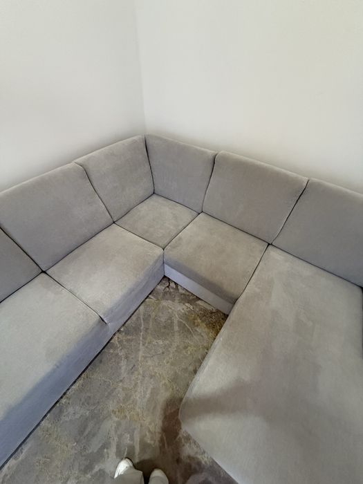 Sofa.