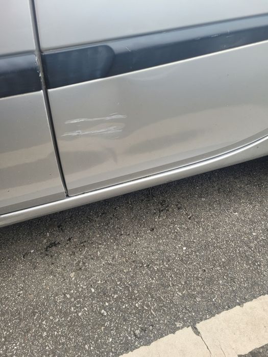 Carro Clio Renault
