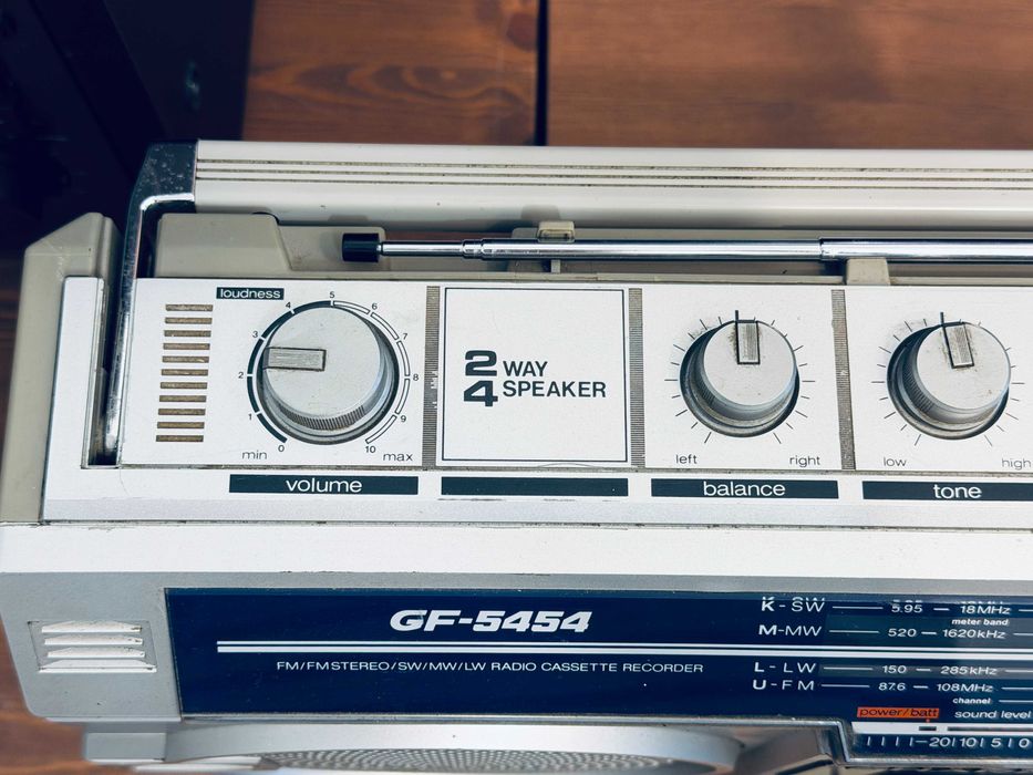 ‼️ Sharp GF-5454 бумбокс ~1980 Japan 4 динамика APSS ℹ️ обслужен