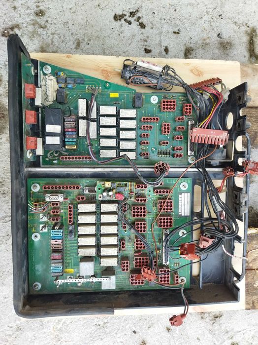 Koparka Liebherr A 902 Litronic -1995 rok - Części