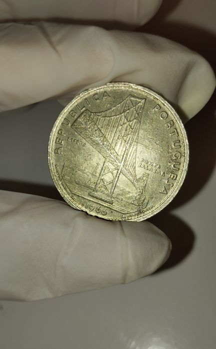 Moeda 20 Escudos Ponte Salazar– Portugal 1966