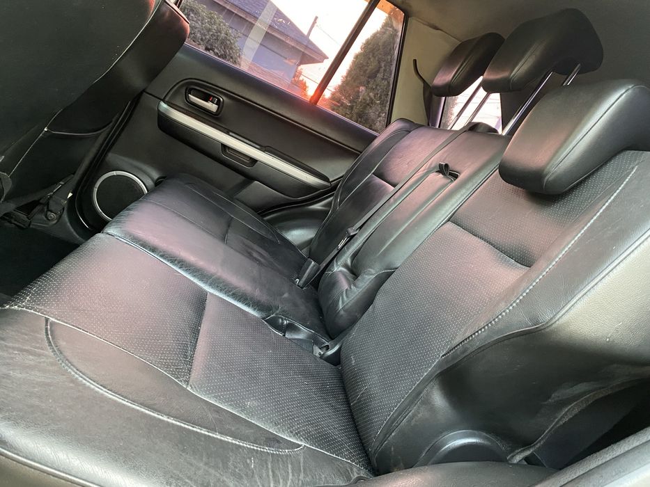 Продам Suzuki Grand Vitara 2.0