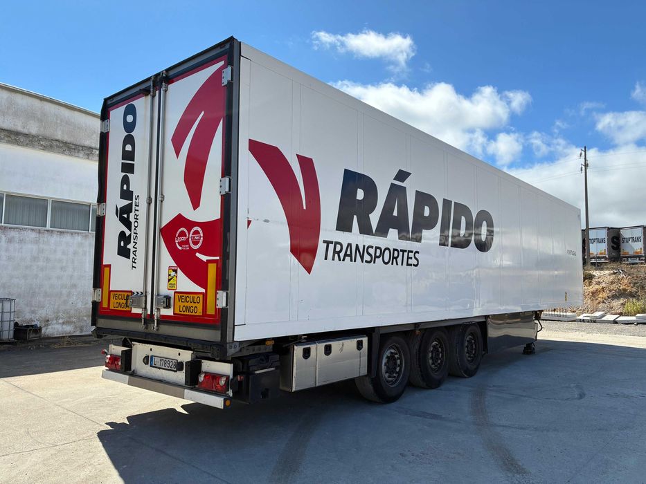 Semi-Reboque Frigorífico Schmitz Cargobull SKO 24 – 2010 | 10.500€