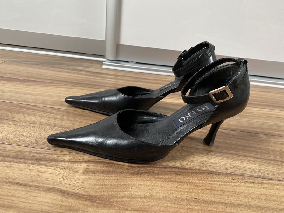 Buty Ryłko szpilka na obcasie 38