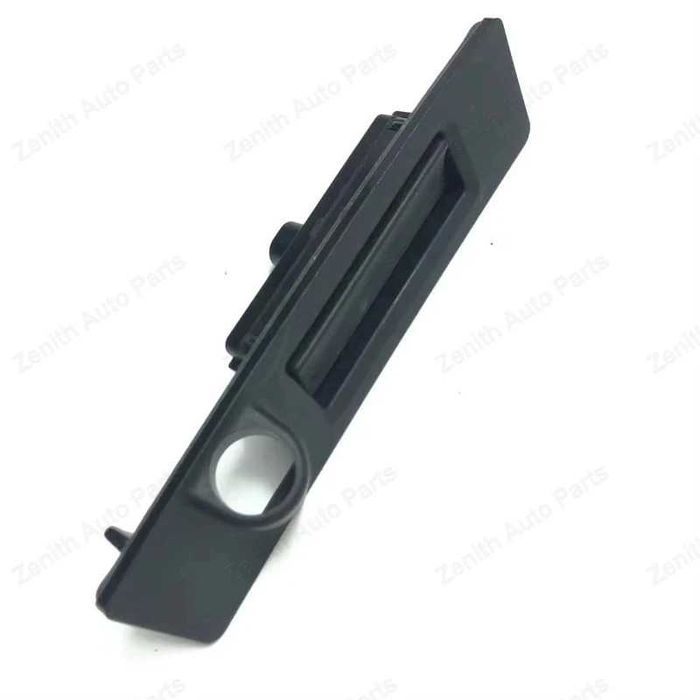 Кнопка открытия багажника Tesla Model 3 Model Y