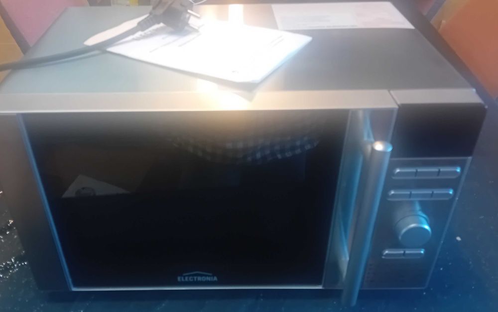 Microondas electronia 20l