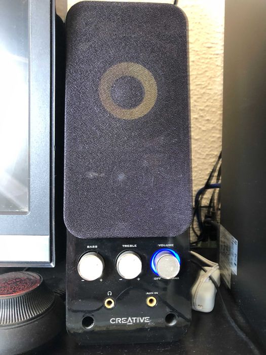 Colunas para computador marca Creative T20 como novas.