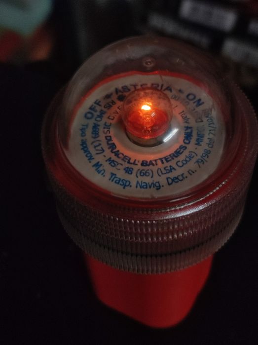 Luz de emergência náutica