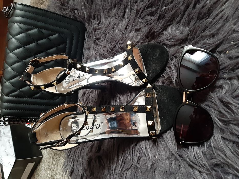 Szpilki,sandałki z ćwiekami, buty, wiosna,lato