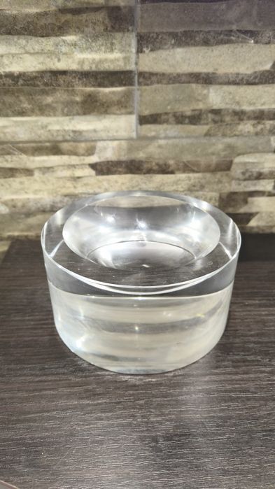 CinCinzeiro/peça decorativa em cristal maciço