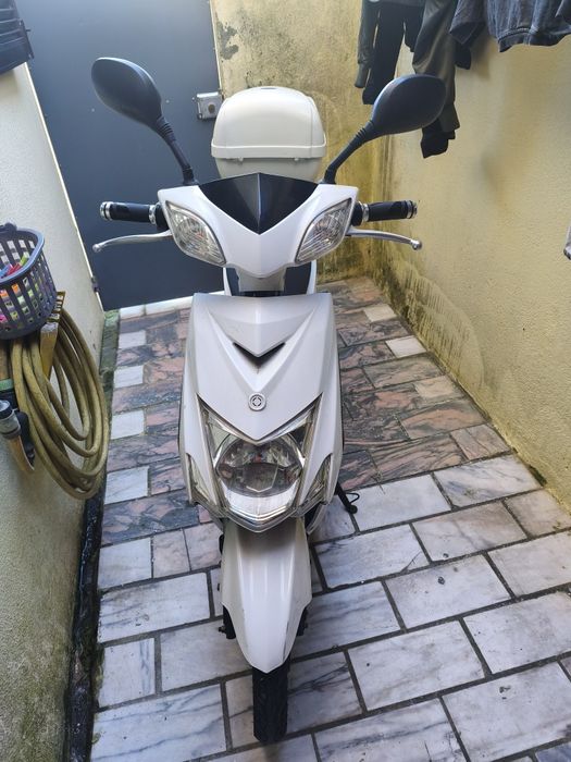 Scooter eléctrica