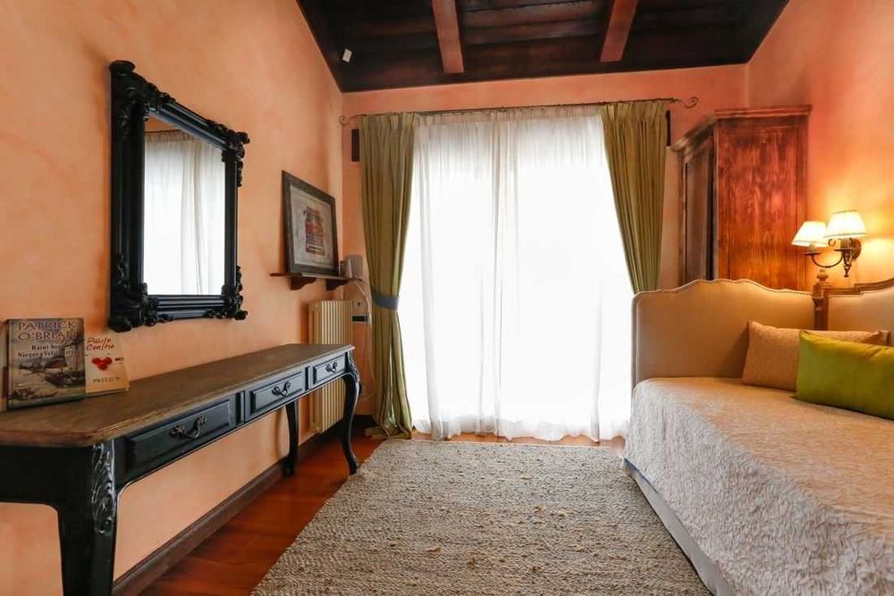 Розкішна вілла на острові Чіово,Хорватія