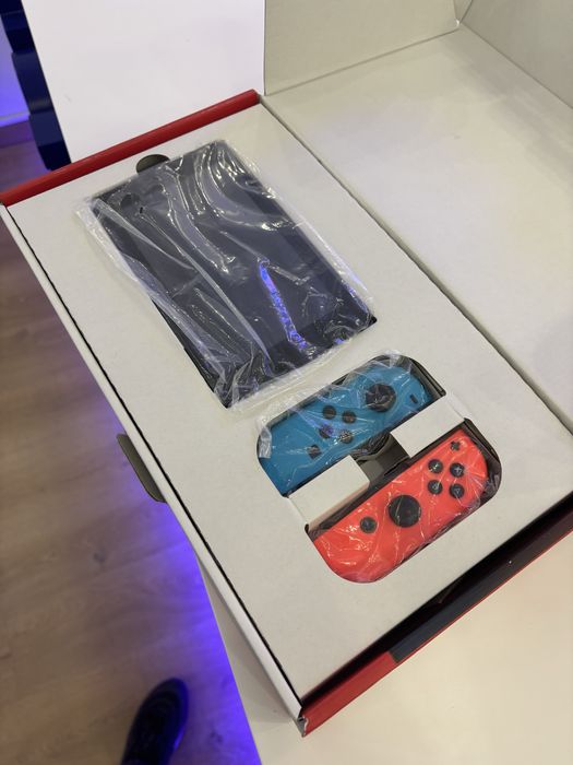 Nintendo Switch - Usada (Ler descrição)