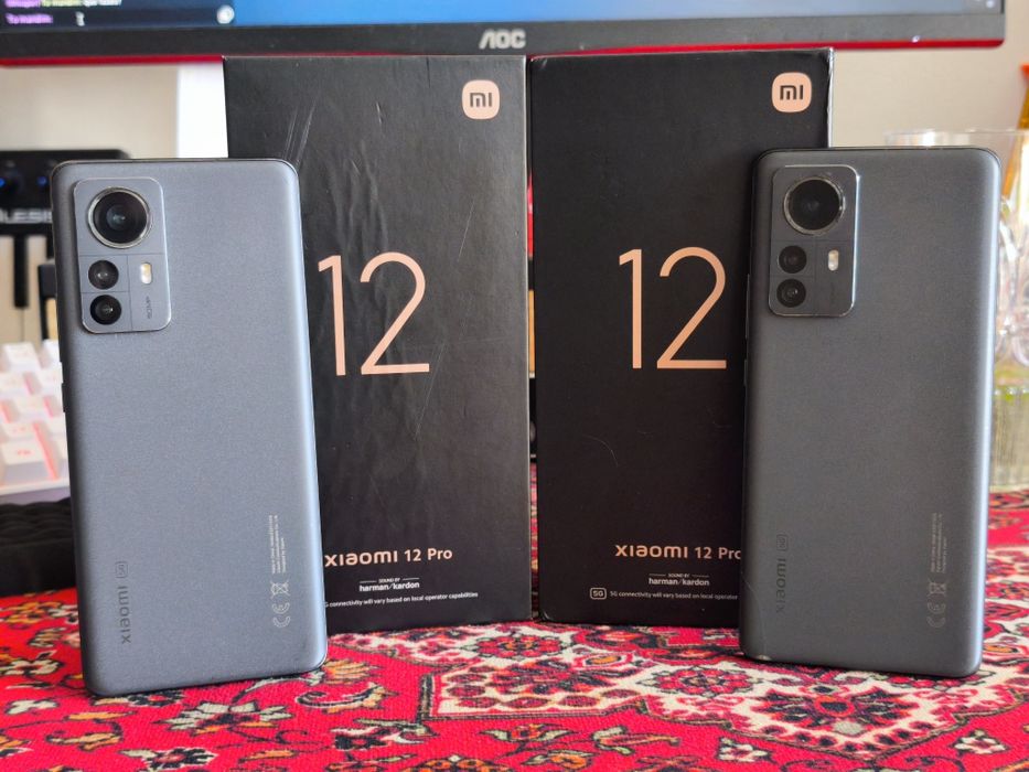 Dois 2 Xiaomi 12 Pro (condições semelhantes)