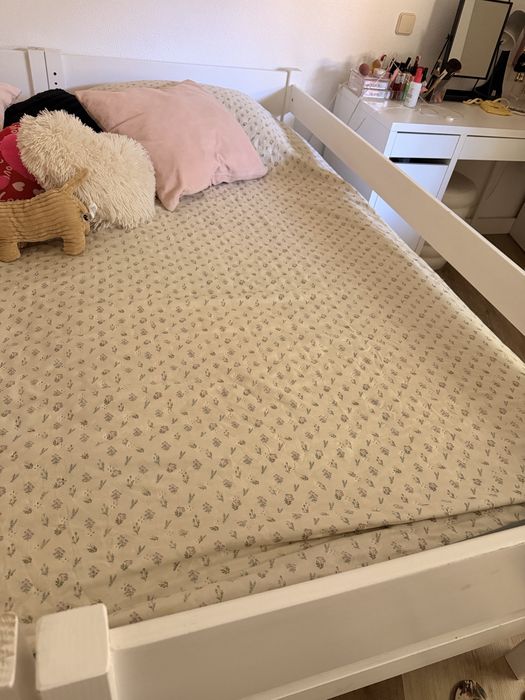 Cama de solteiro Ikea