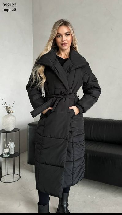 Пальто зимове, пуховик