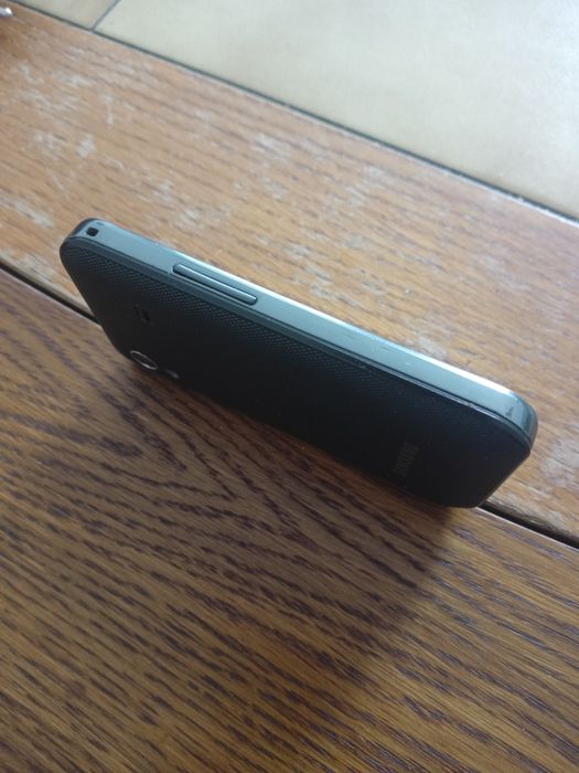 Telefon Samsung GT-S5830i bez simlocka ładnie utrzymany Szybka wysyłka