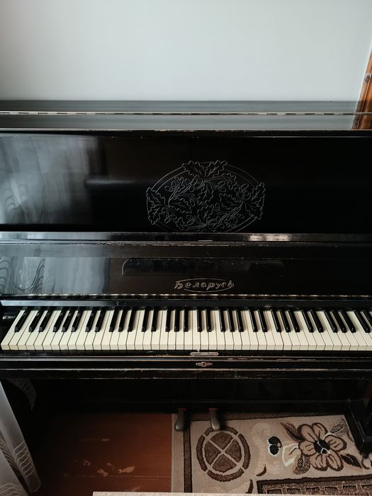 Продається фортепіано