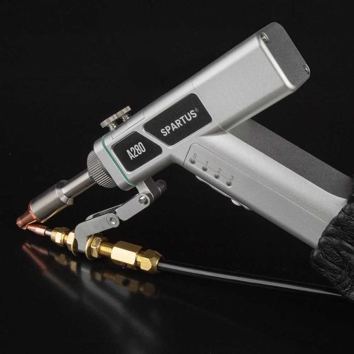 Spawarka laserowa SPARTUS Easy 1500AIR z podajnikiem drutu