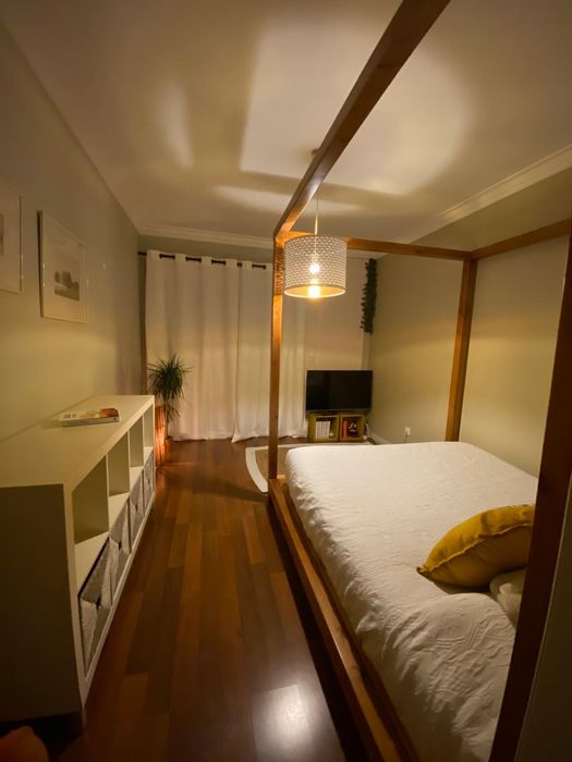 Cama de casal 1.60 x 2.00