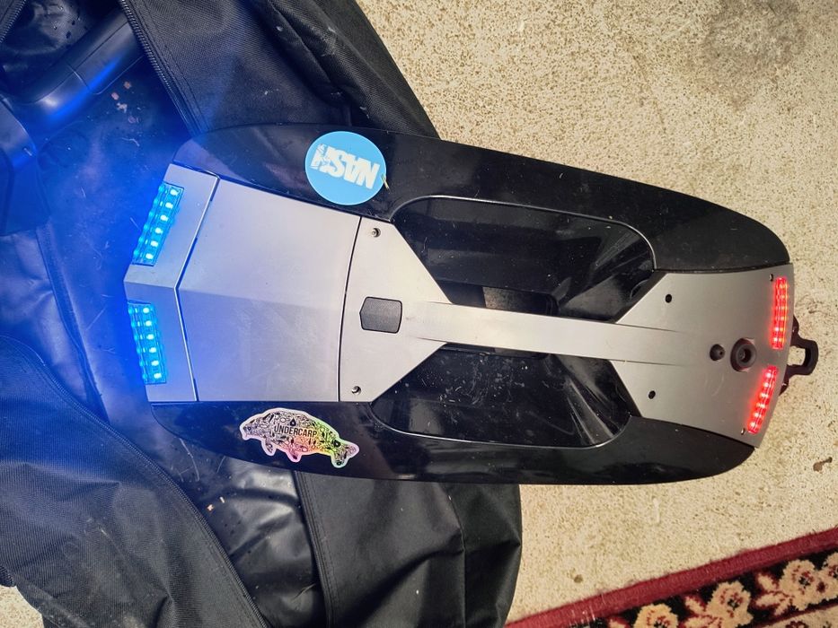 Łódka zanętowa karpiowa