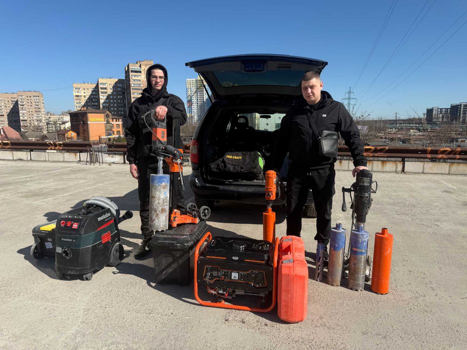 Алмазне буріння сверління отворів